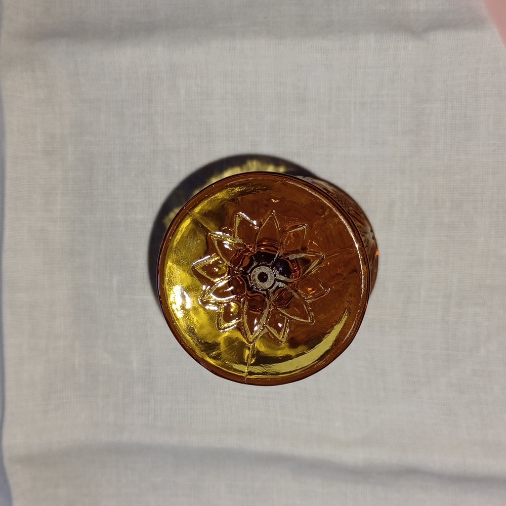 One Tiara vintage cordial amber glass - Picture 5 of 7